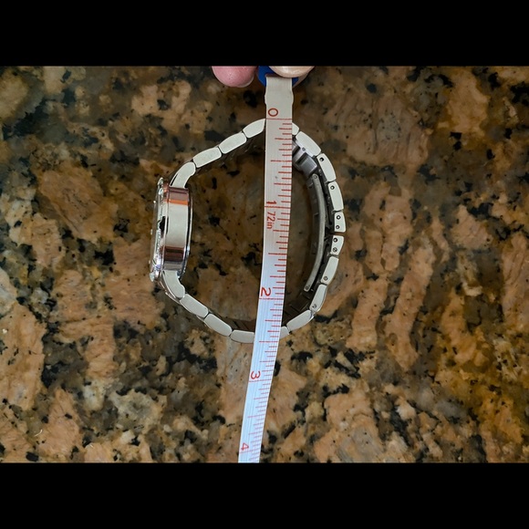 💯 Authentic • BULOVA Diamond Bezel Watch - Picture 10 of 13